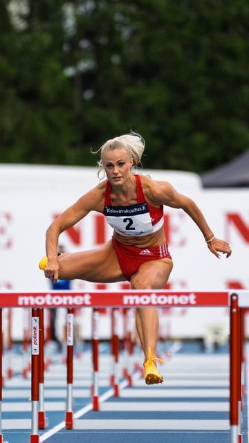 Hurdles — photography for Athletics