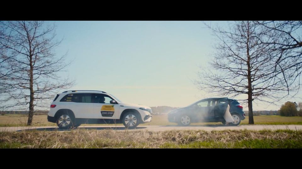 Taksi Helsinki — Morsian — still from the film for Taksi Helsinki